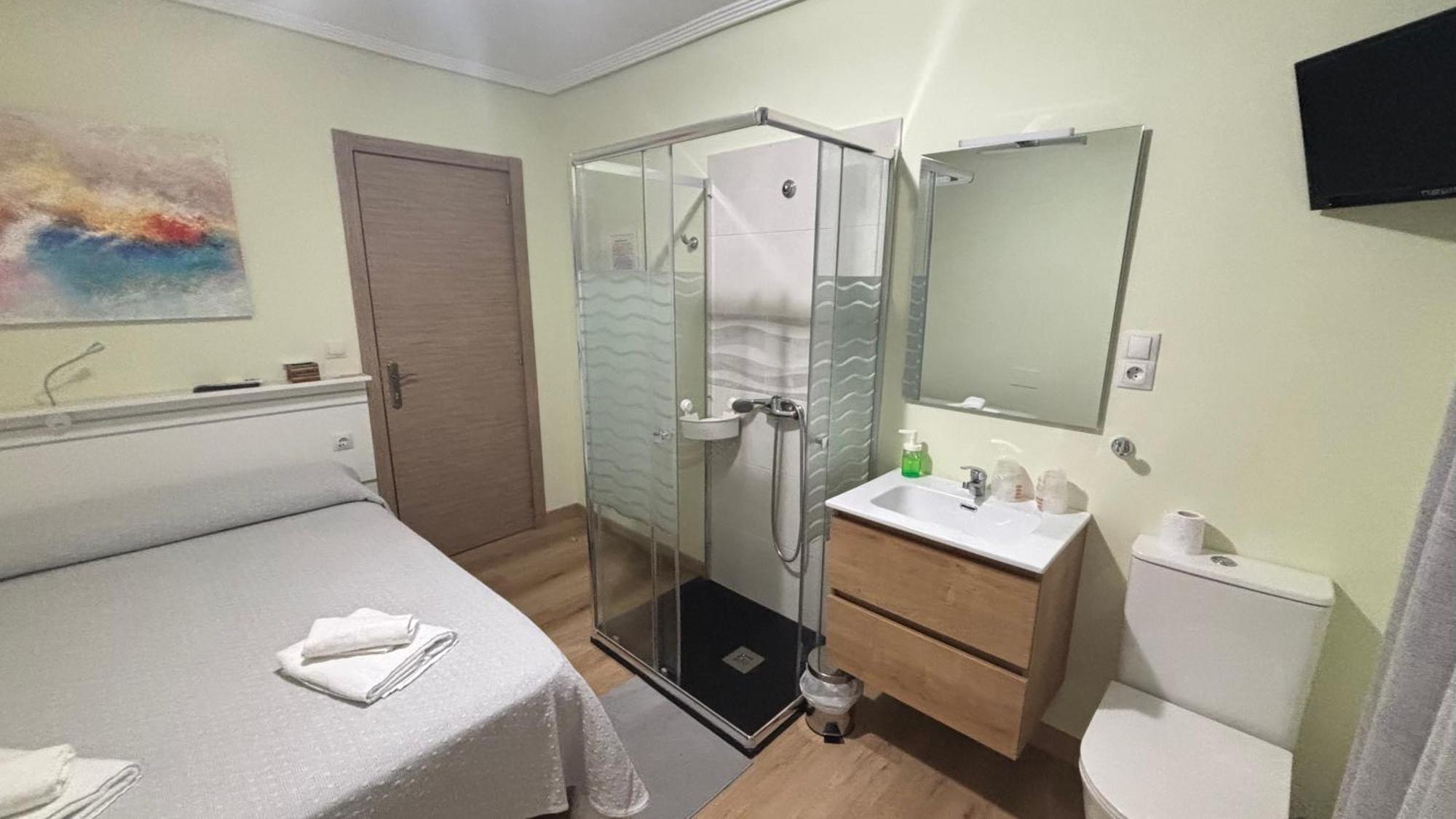 Rural El Bosque Guest House Entrambasaguas  ห้อง รูปภาพ